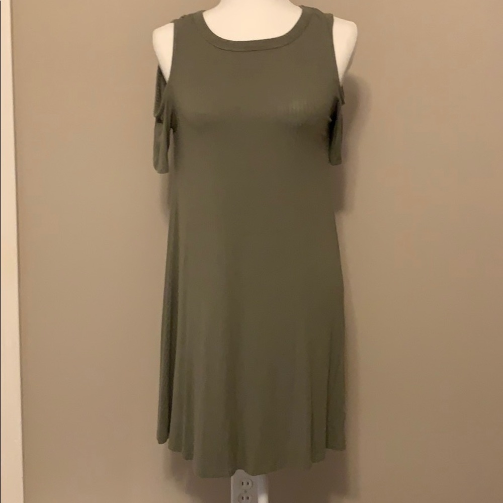 Evereve olive dress!